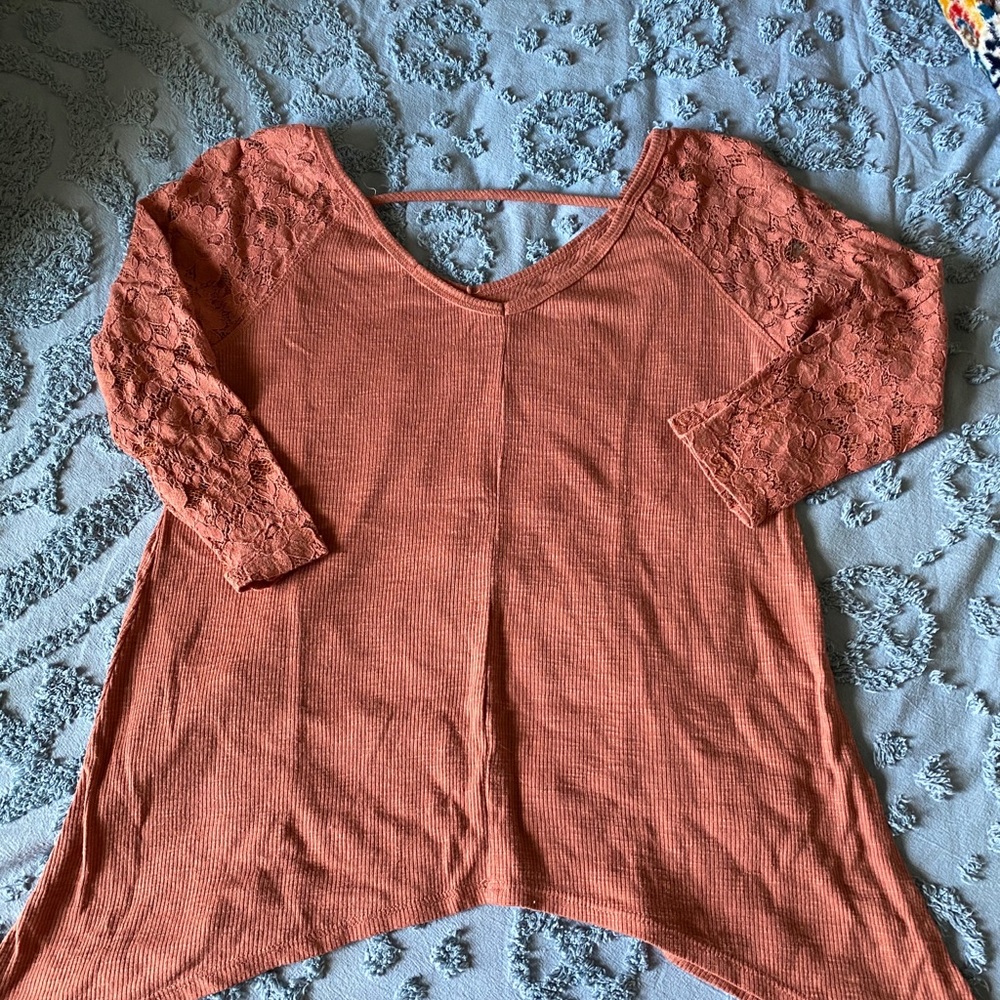 Laced rust shirt